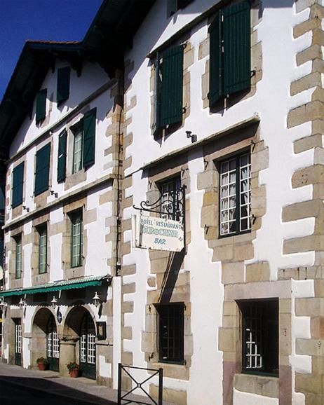 Hotel Arocena Saint-Pee-sur-Nivelle Bagian luar foto